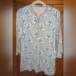 J. McLaughlin Catalina Cloth Blue and White Dragon Print Buttoned Tunic.